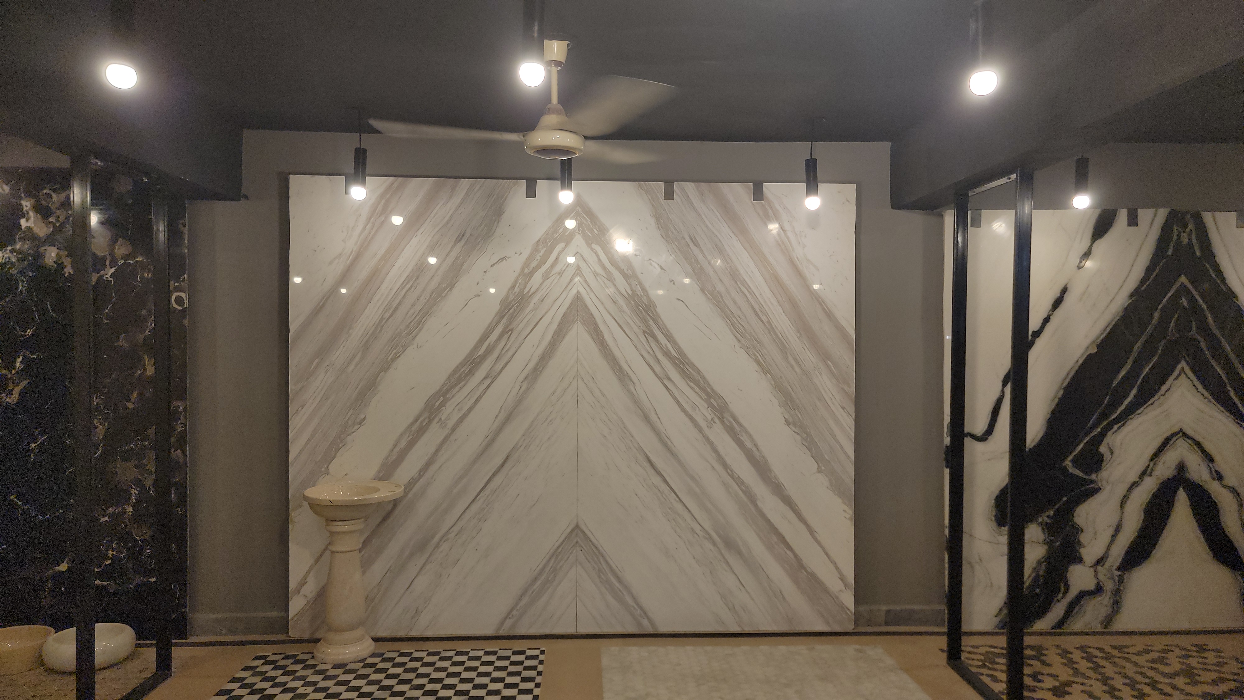 IGM Showroom